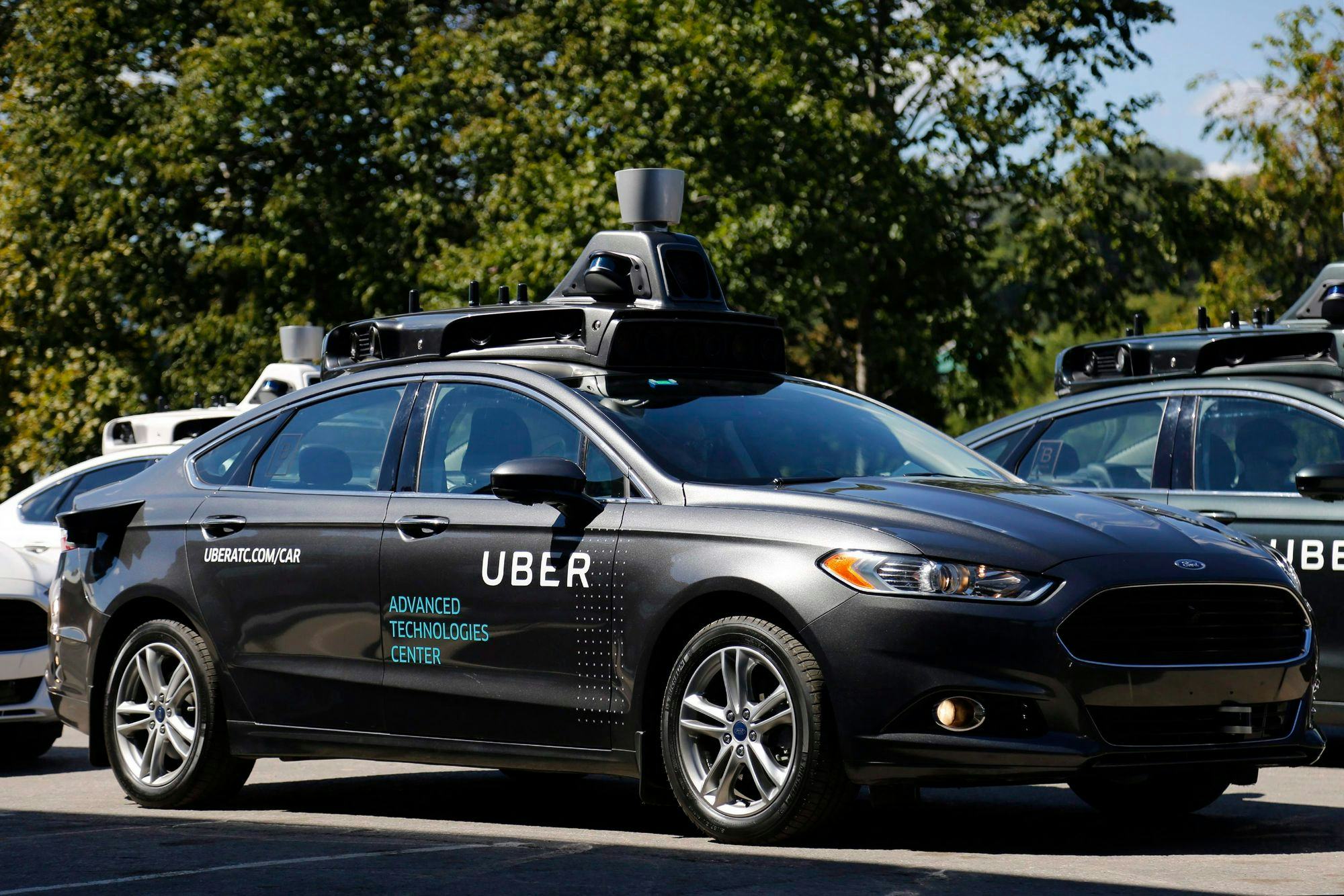 Lobby Roundup: Uber wants to talk with the federal government about testing self-driving cars